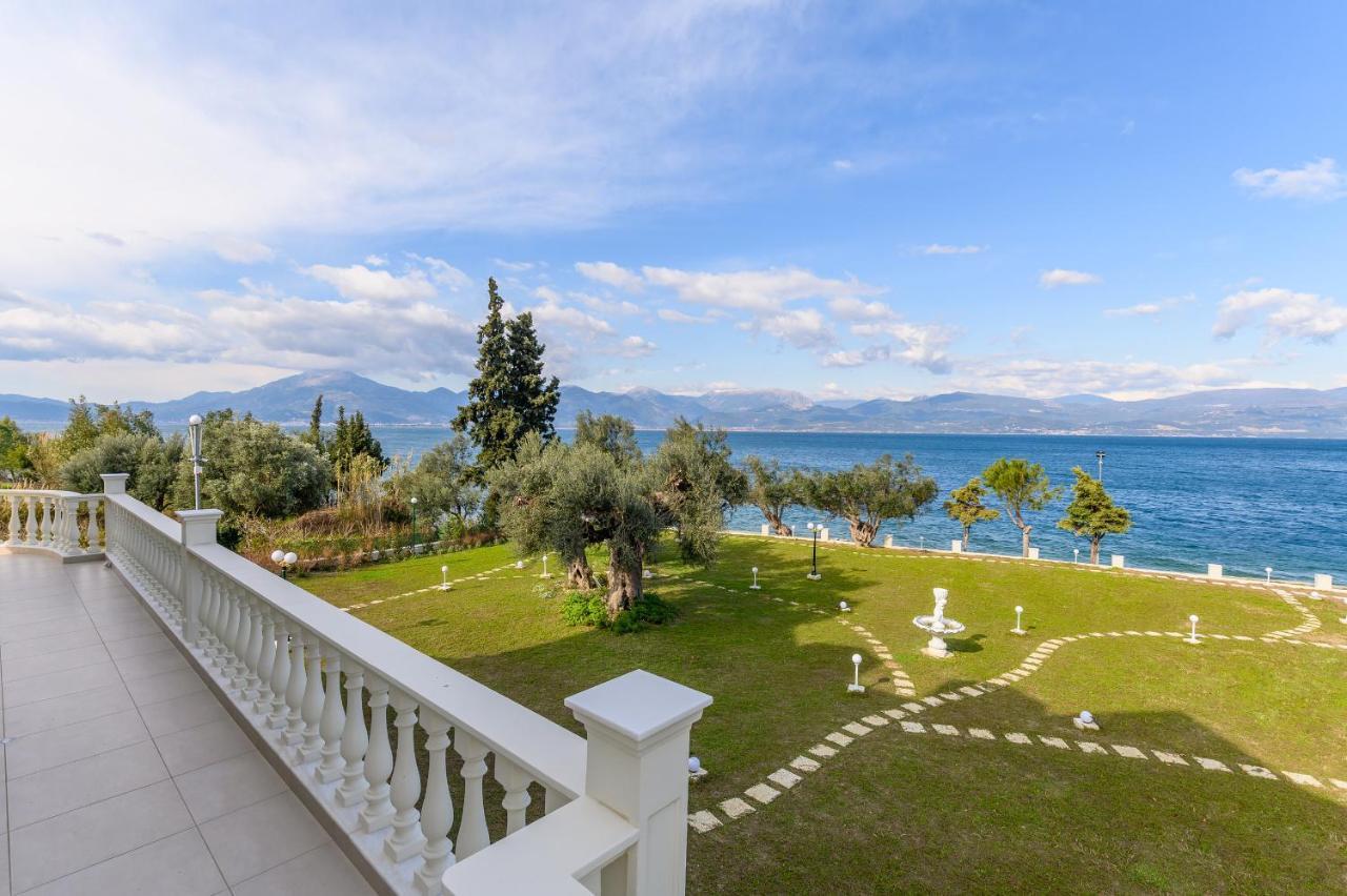 Filoxenia - By The Sea - Up To 12 Guests